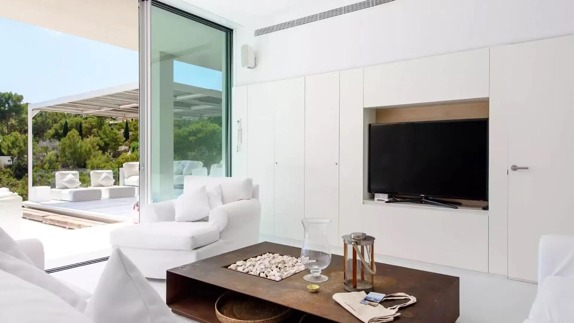 Stylish Villa With Infinity Pool San José